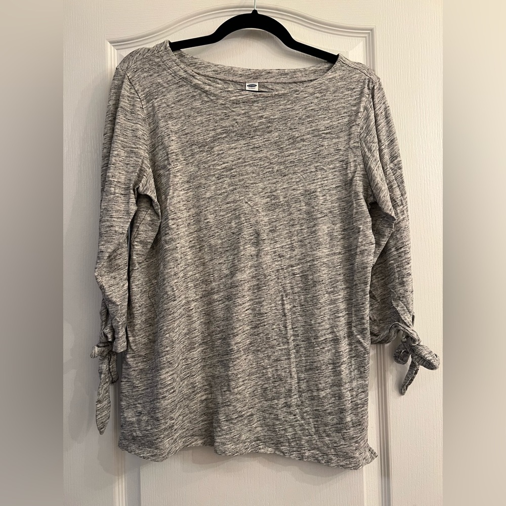 Old Navy Grey Long Sleeve with Bow Sleeve